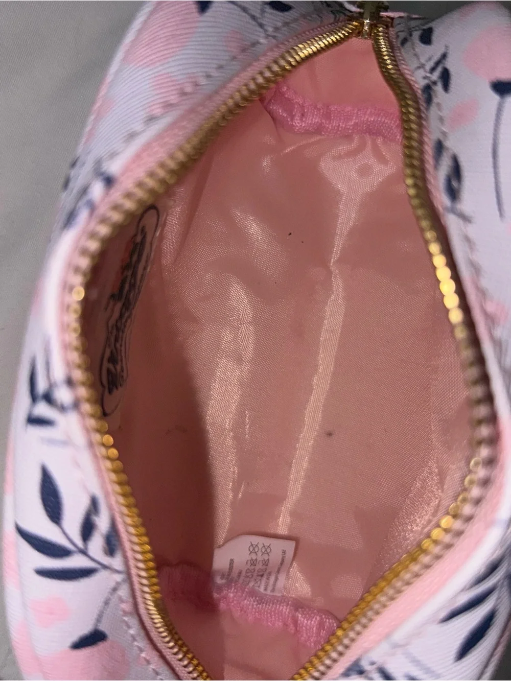 The Vintage Cosmetic Company Floral Pink Makeup Bag
